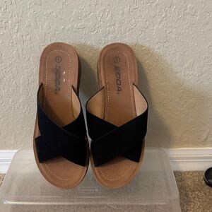 Soda Women's Black and Tan Crisscross Sandals